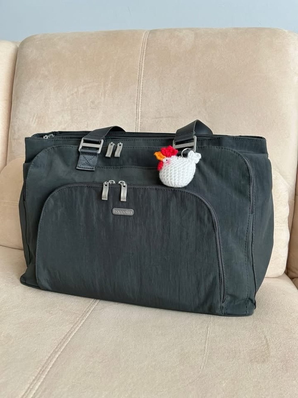 Baggallini Large Carryall Shoulder Bag, Trolley Sleeve |Work, Travel, Diaper Bag